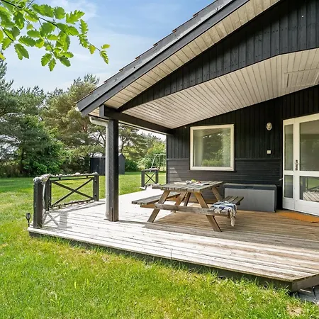 Allie - 150m From The Sea By Interhome * Rødby